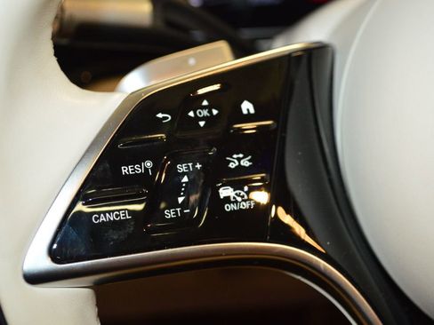 Used 2026 Mercedes-Benz S 500 4MATIC image 21