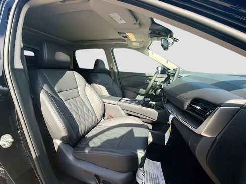 New 2026 Nissan Rogue Platinum w/ Platinum Premium Package image 30