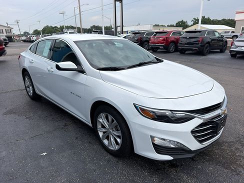Used 2023 Chevrolet Malibu LT w/ Driver Confidence Package FWD image 3
