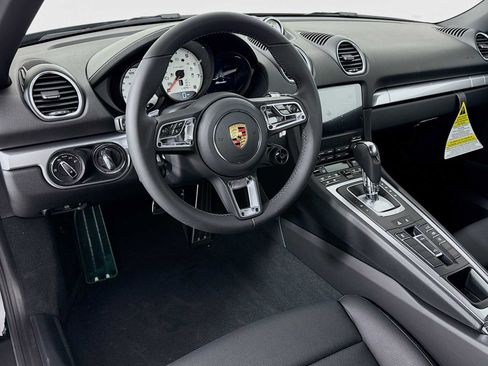 New 2025 Porsche 718 Boxster Style Edition image 4