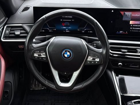 Used 2023 BMW i4 eDrive35 w/ Premium Package image 15