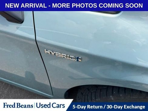 Used 2015 Toyota Prius Two FWD image 12