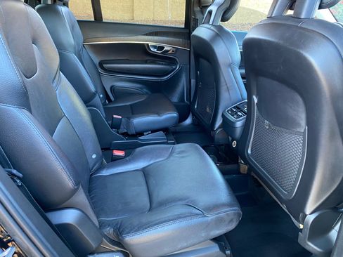 Used 2020 Volvo XC90 T6 Momentum image 47
