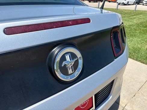 Used 2014 Ford Mustang Coupe RWD image 10
