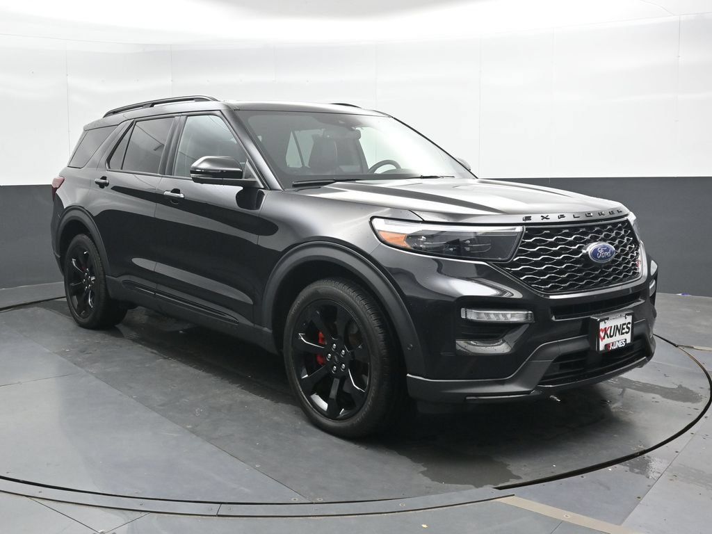 Used 2020 Ford Explorer ST w/ ST Street Pack AWD/4WD image 4