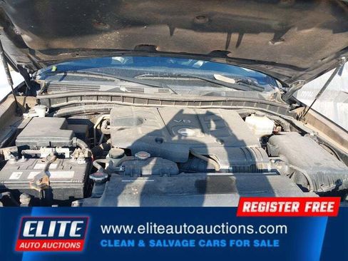 Used 2017 Nissan Armada SL image 19