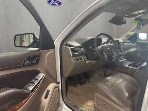 Used 2016 Chevrolet Tahoe LTZ AWD/4WD image 35