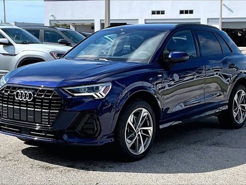 New 2025 Audi Q3 2.0T Premium image 9