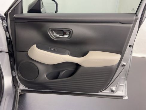 Certified 2023 Honda HR-V LX image 33