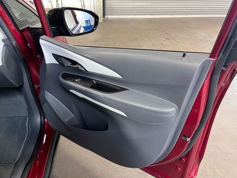 Used 2021 Chevrolet Bolt LT image 12