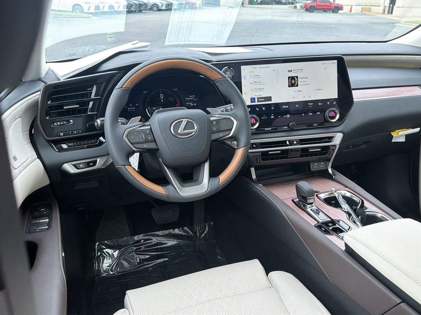 New 2026 Lexus RX 350 FWD image 19