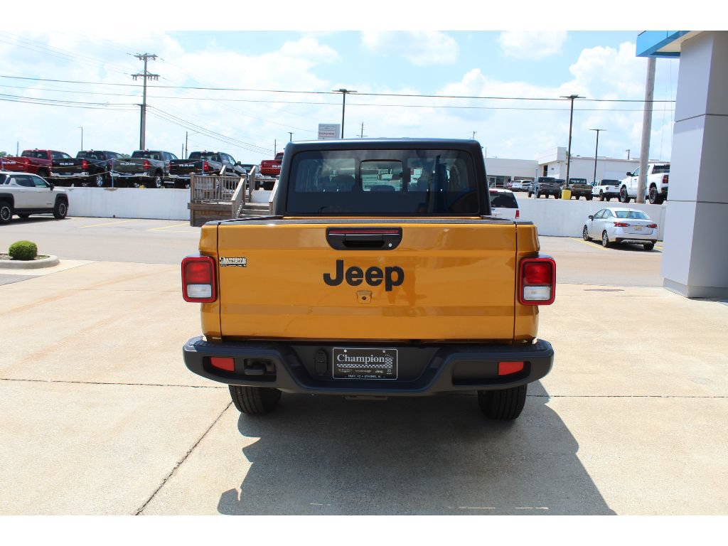 New 2026 Jeep Gladiator Sport AWD/4WD image 6
