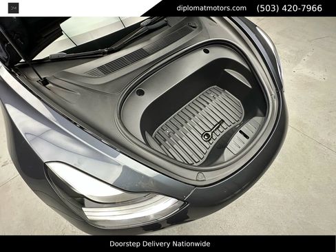 Used 2023 Tesla Model 3 Performance image 41