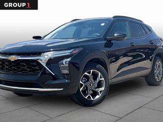 Used 2025 Chevrolet Trax LT FWD video 1