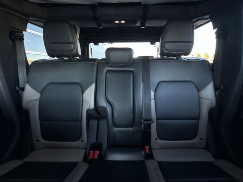 Used 2021 Ford Bronco Wildtrak image 23