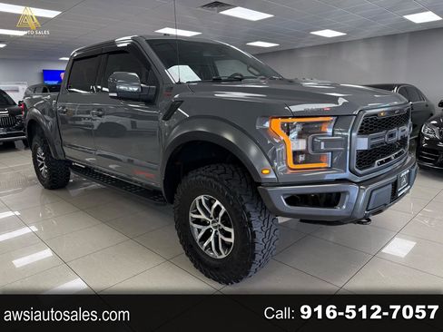Used 2018 Ford F150 Raptor w/ Equipment Group 802A Luxury image 1