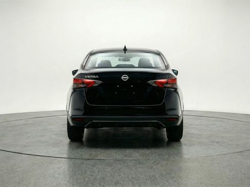 Used 2025 Nissan Versa SV image 7