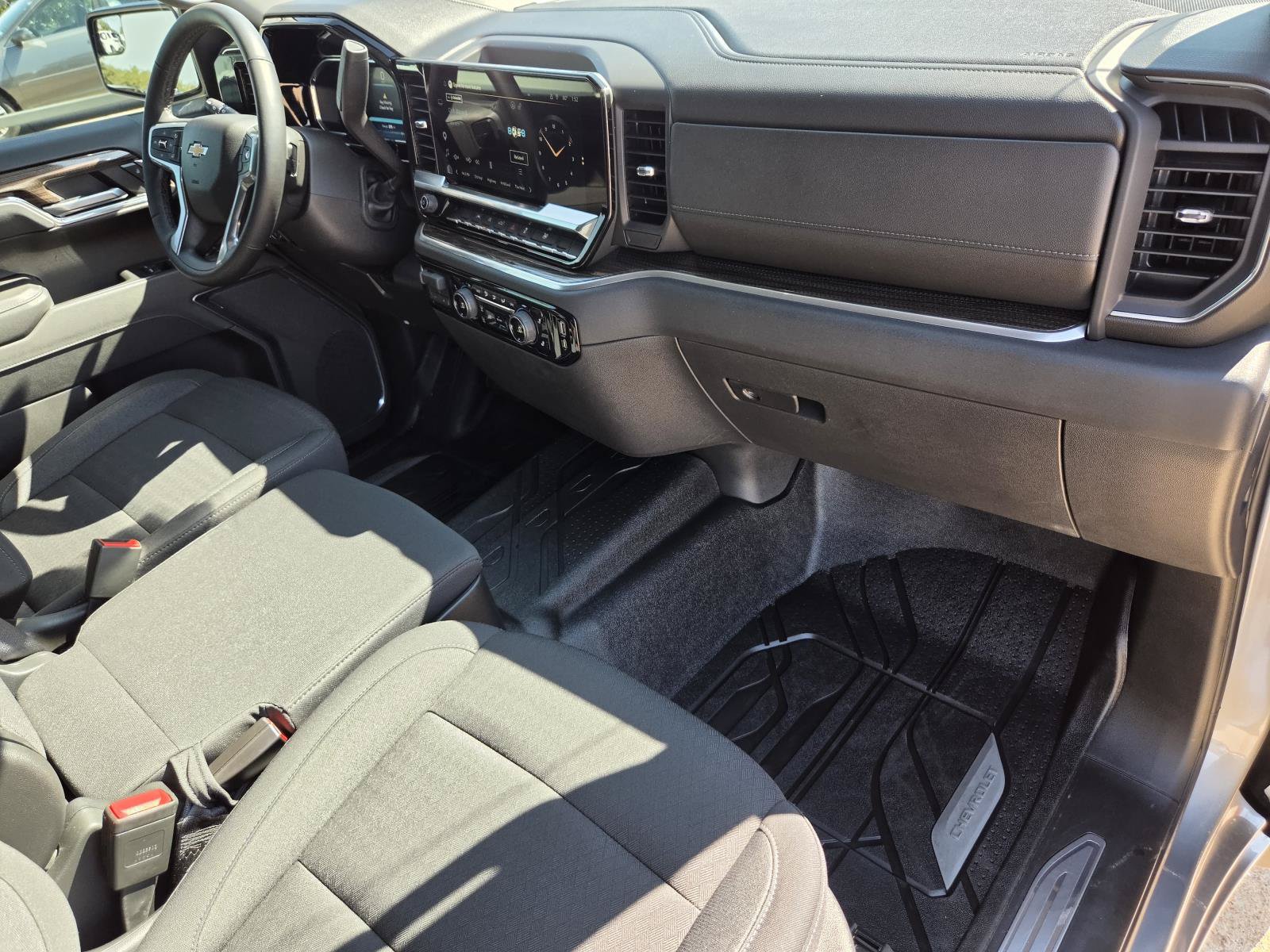 Used 2026 Chevrolet Silverado 1500 LT w/ Protection Package RWD image 10