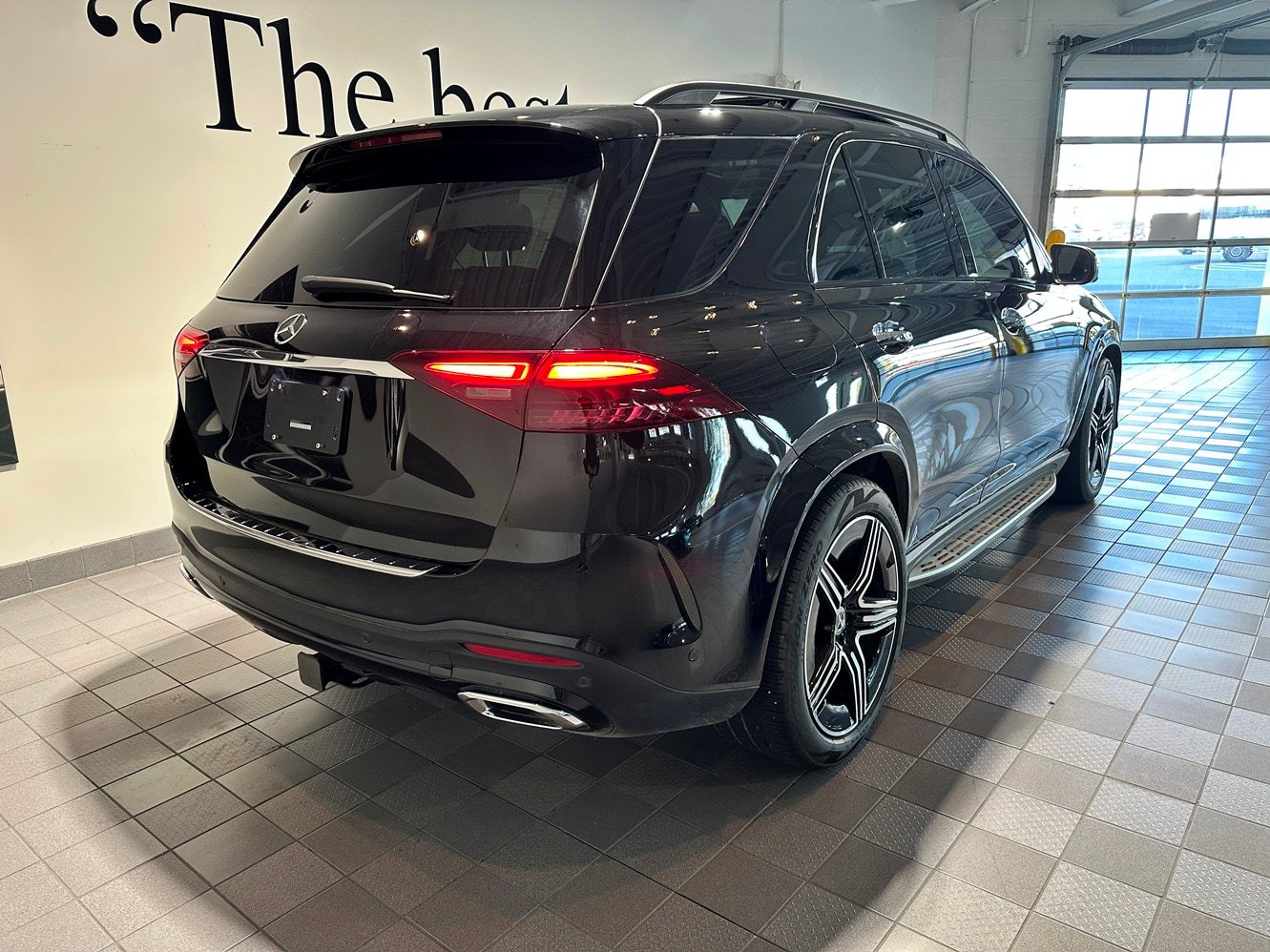 Used 2024 Mercedes-Benz GLE 450 4MATIC image 4