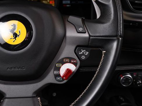 Used 2019 Ferrari 488 Spider RWD image 36