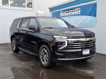 Used 2025 Chevrolet Suburban LT w/ Comfort Package