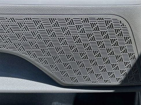 New 2026 Kia Carnival FWD image 19