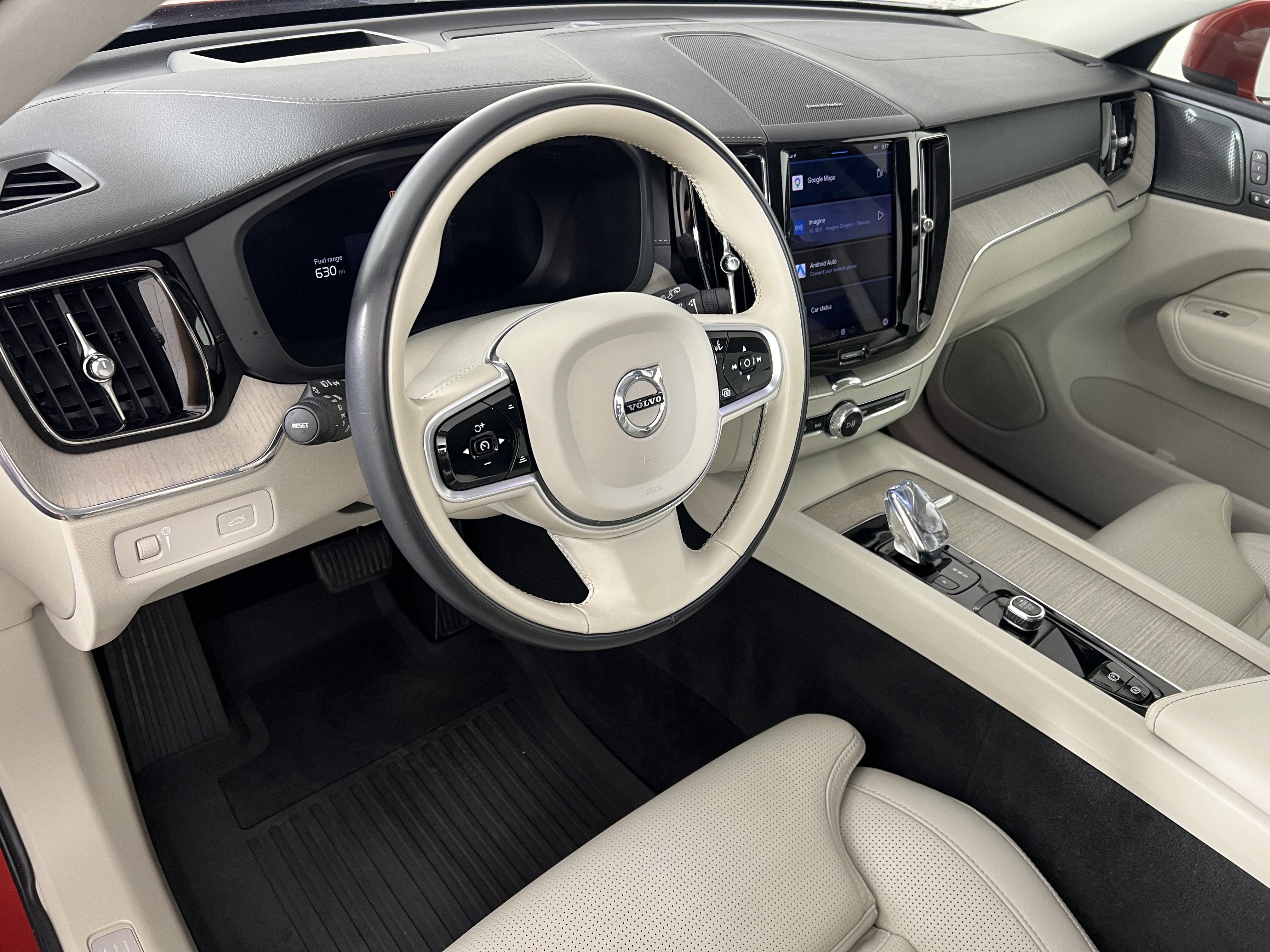 Used 2022 Volvo XC60 B5 Inscription w/ Advanced Package AWD/4WD image 17
