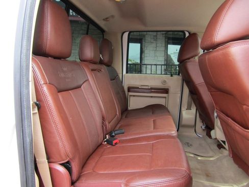 Used 2011 Ford F250 King Ranch w/ FX4 Off Road Pkg AWD/4WD image 13