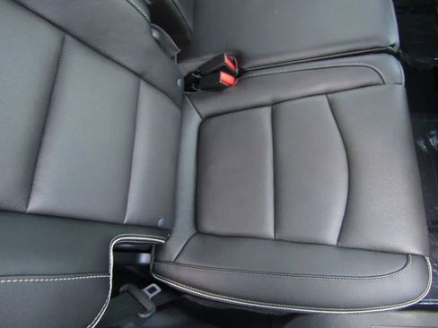 Used 2018 GMC Terrain Denali w/ Comfort Package image 37