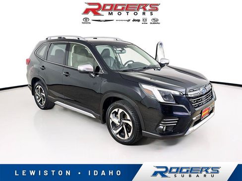 Certified 2022 Subaru Forester Touring AWD/4WD image 1