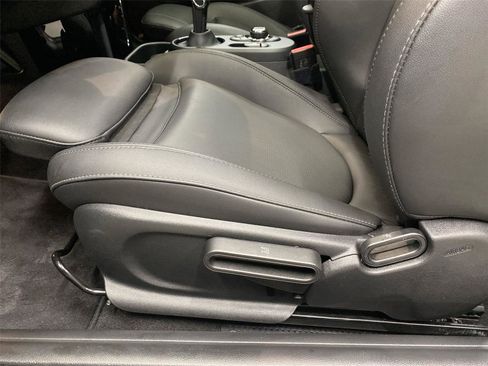 Certified 2023 MINI Cooper SE image 18