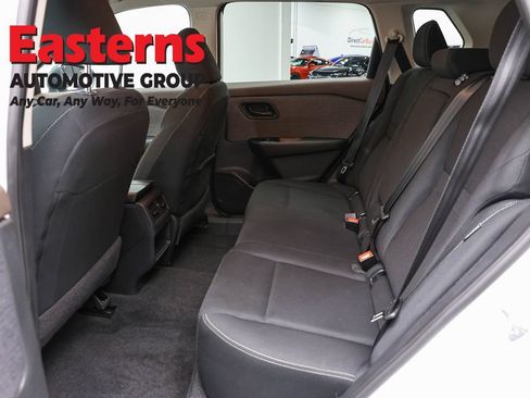 Used 2023 Nissan Rogue S AWD/4WD image 22