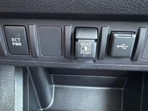 Used 2023 Toyota Tacoma SR5 image 43