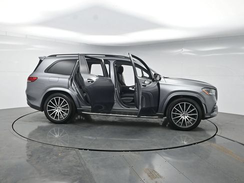 Used 2023 Mercedes-Benz GLS 580 4MATIC image 50