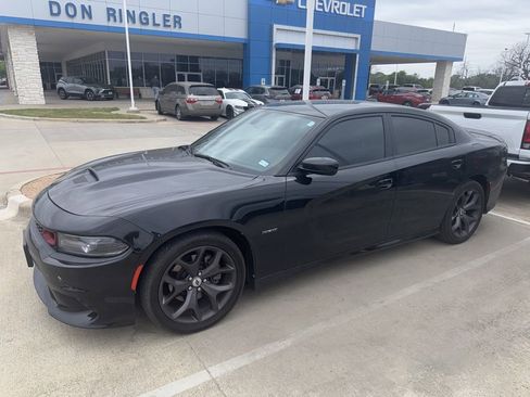 Used 2018 Dodge Charger R/T w/ Plus Group image 1