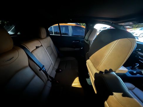 Used 2024 Cadillac XT4 Premium Luxury w/ Technology Package image 6