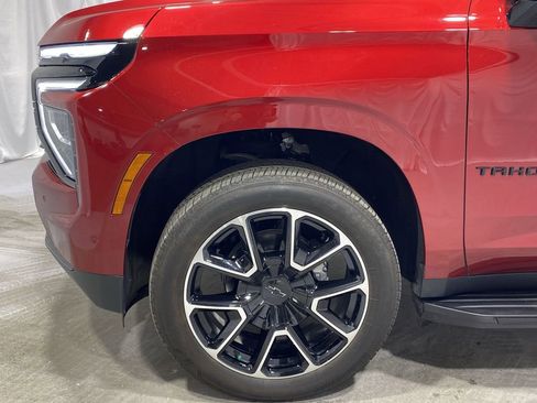 Used 2025 Chevrolet Tahoe RST w/ Comfort Package image 19