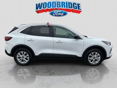 Used 2023 Ford Escape Active image 3
