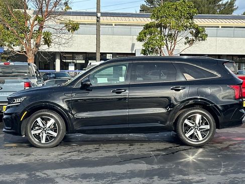 Certified 2022 Kia Sorento S w/ Panoramic Sunroof Package image 10