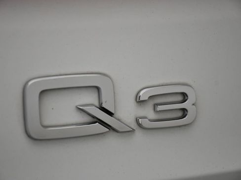 Certified 2023 Audi Q3 2.0T Premium w/ 19" Wheel Package AWD/4WD image 10
