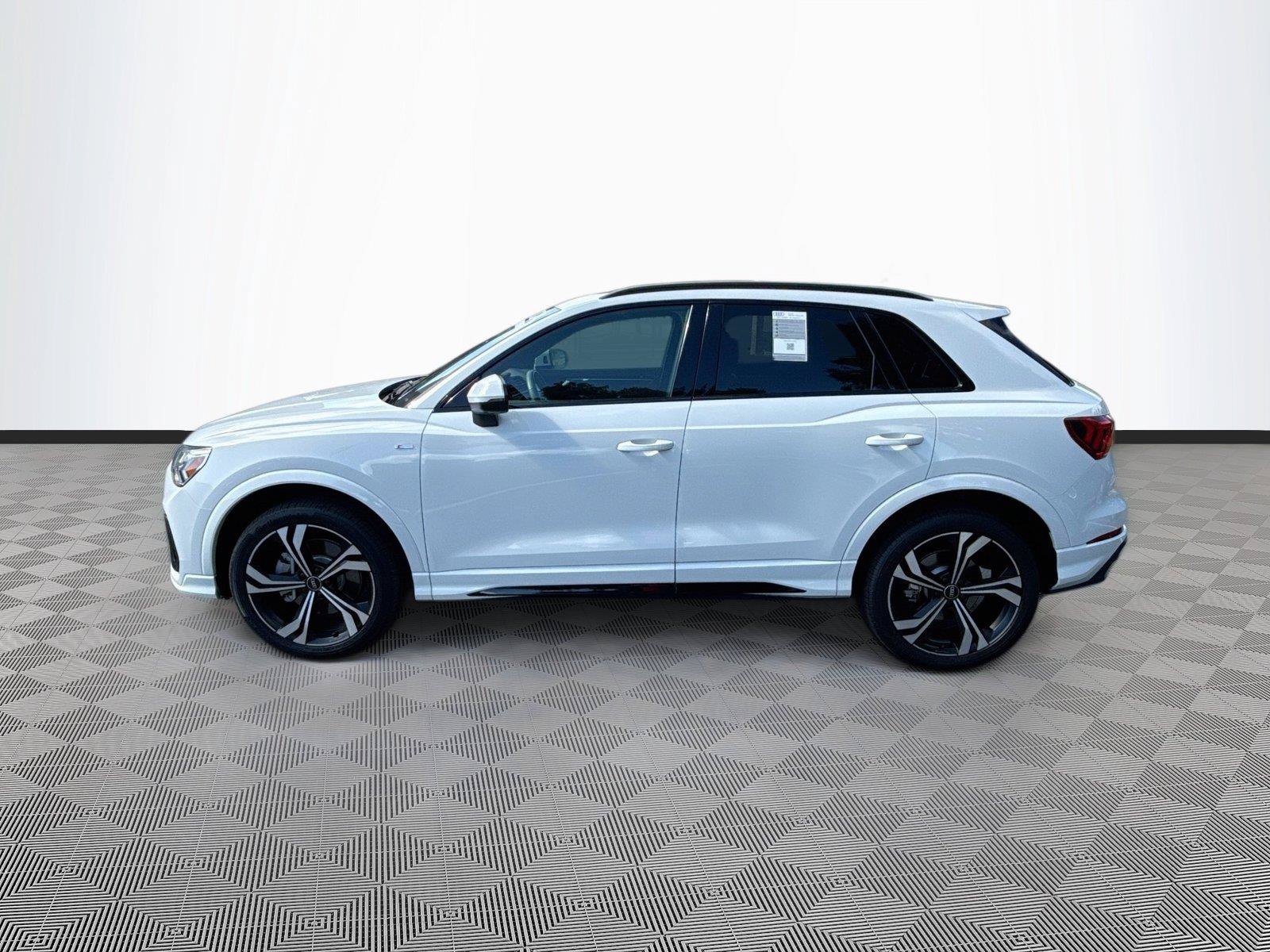 Certified 2024 Audi Q3 2.0T Premium Plus w/ Premium Plus Package AWD/4WD image 4