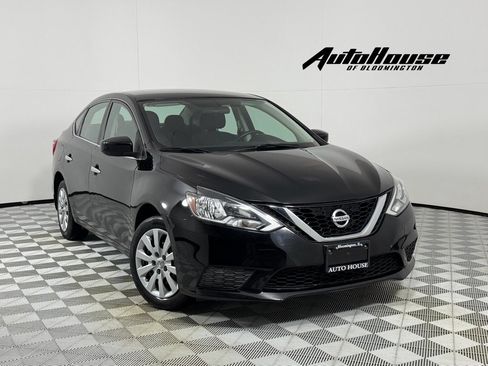 Used 2016 Nissan Sentra S FWD image 1