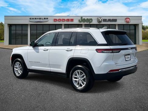 New 2026 Jeep Grand Cherokee Laredo AWD/4WD image 7