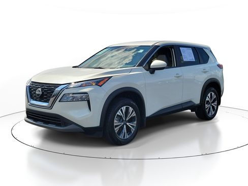 Certified 2023 Nissan Rogue SV AWD/4WD image 2