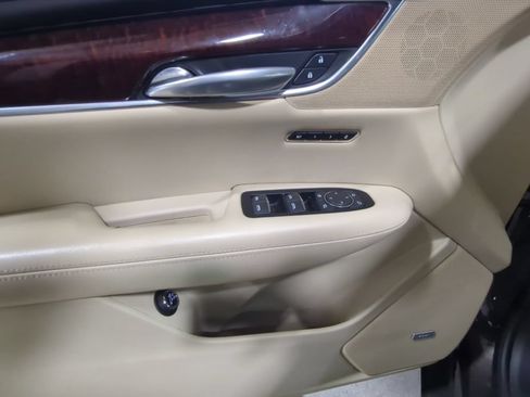 Used 2019 Cadillac XT5 Premium Luxury AWD/4WD image 11