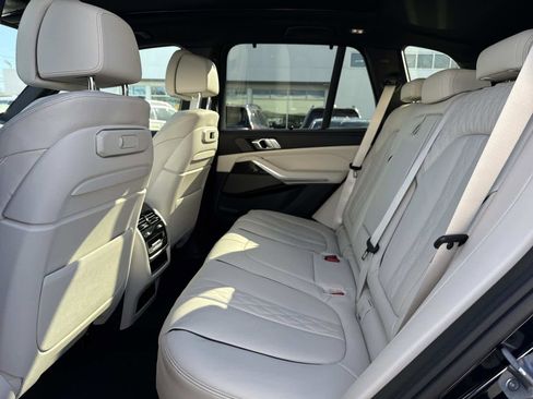 New 2026 BMW X5 xDrive40i w/ Executive Package AWD/4WD image 15