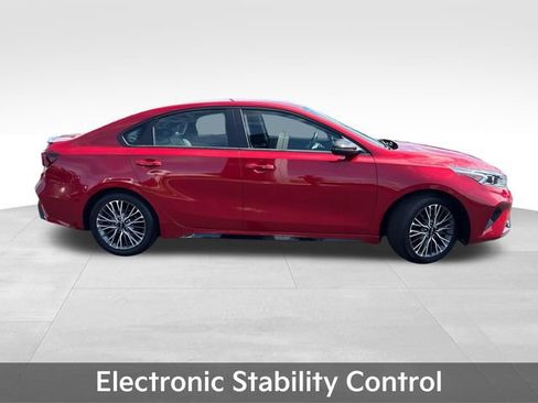Used 2024 Kia Forte GT-Line FWD image 9