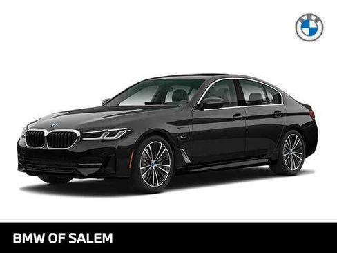 Used 2023 BMW 530e xDrive w/ Executive Package image 1