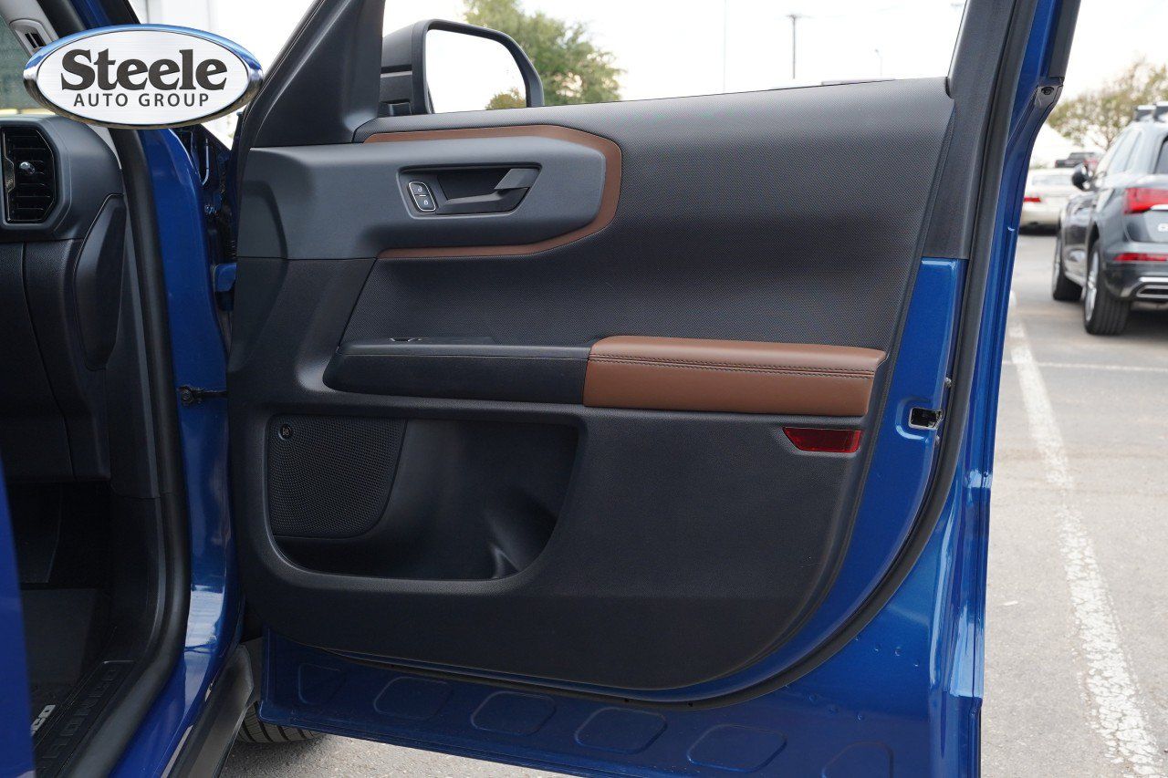 Used 2024 Ford Bronco Sport Outer Banks w/ Tech Package AWD/4WD image 27