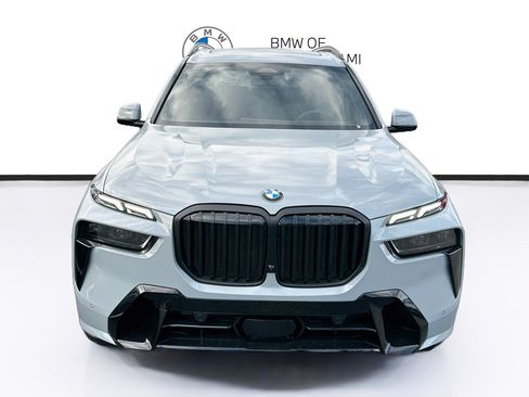 New 2027 BMW X7 xDrive40i w/ M Sport Package AWD/4WD image 2